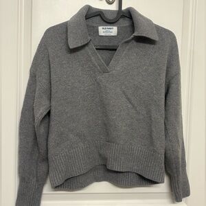 Old Navy Women's Gray Collared V-Neck Sweater